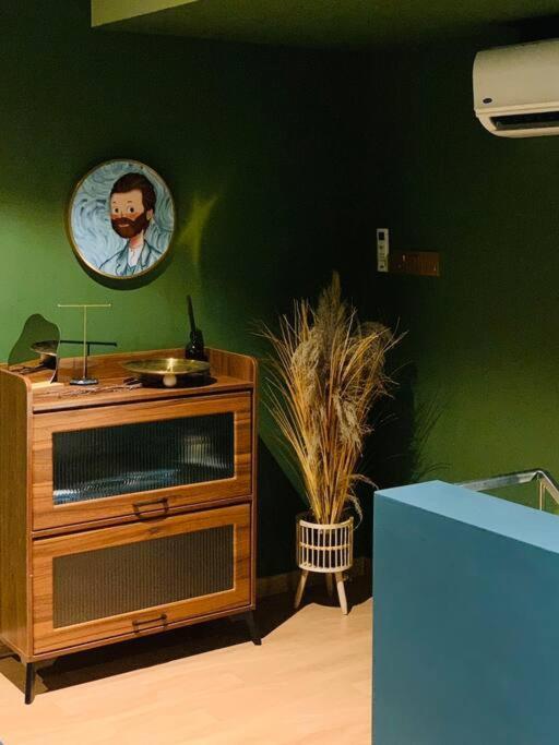 Ekocheras Residences Gogh Theme Design With Mrt Cheras Apartment Kuala Lumpur
