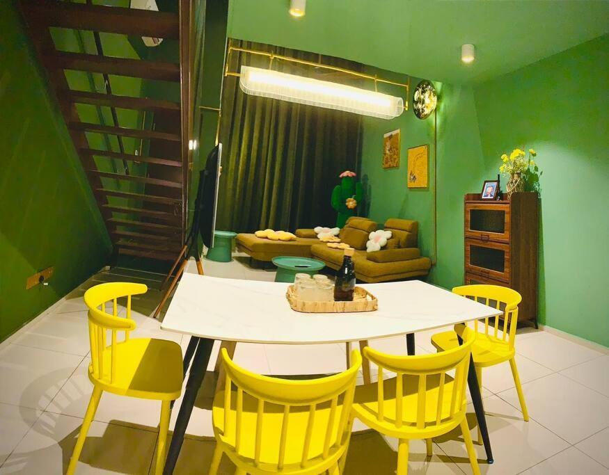 Apartment Ekocheras Residences Gogh Theme Design With Mrt Cheras Kuala Lumpur